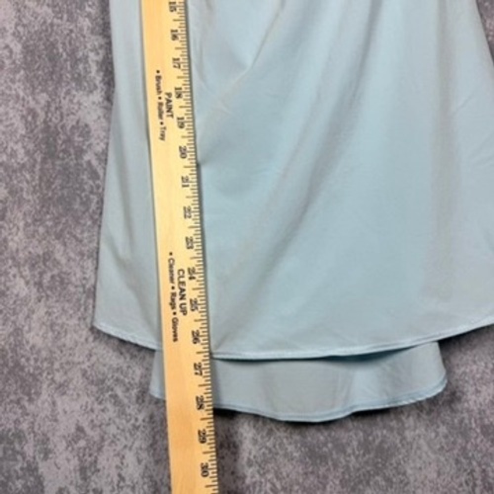 Lululemon Size 8 Light Blue Racerback Tank Top Tunic with Built-in Bra - Picture 8 of 10